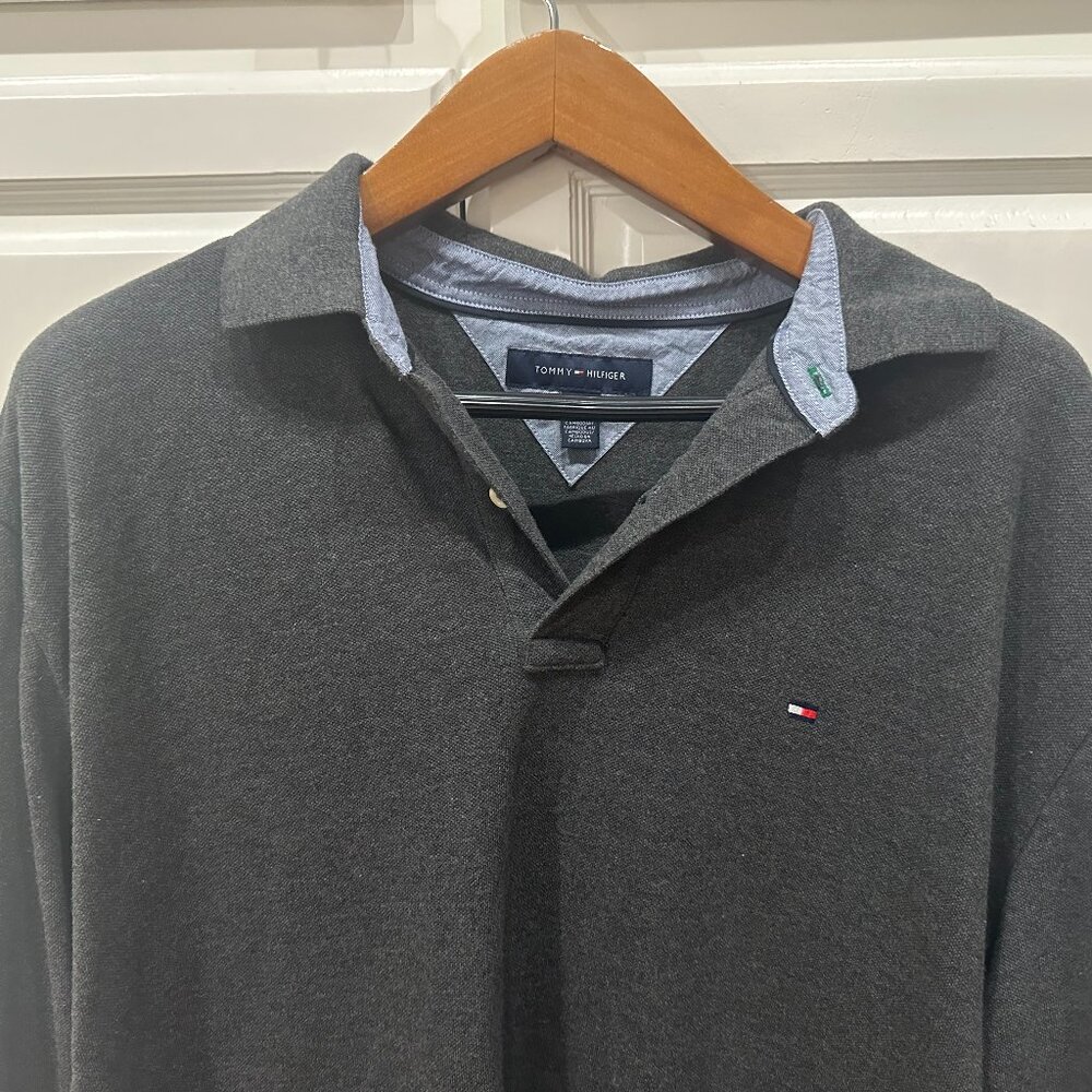 Tommy Hilfiger Long Sleeve Grey Pullover Sweater Shirt Men's Size XL 100% Cotton